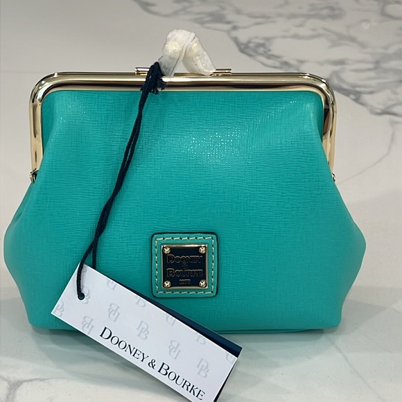 💚Cute.DOONEY & BOURKE KISSLOCK Coin & Card HOLDER.. - Picture 12 of 16